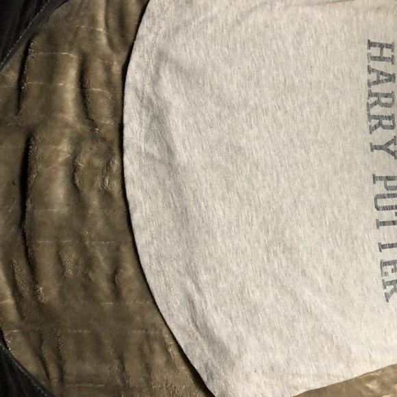 Size 2 (small) official Harry Potter short sleeve base ball T - Picture 4 of 6